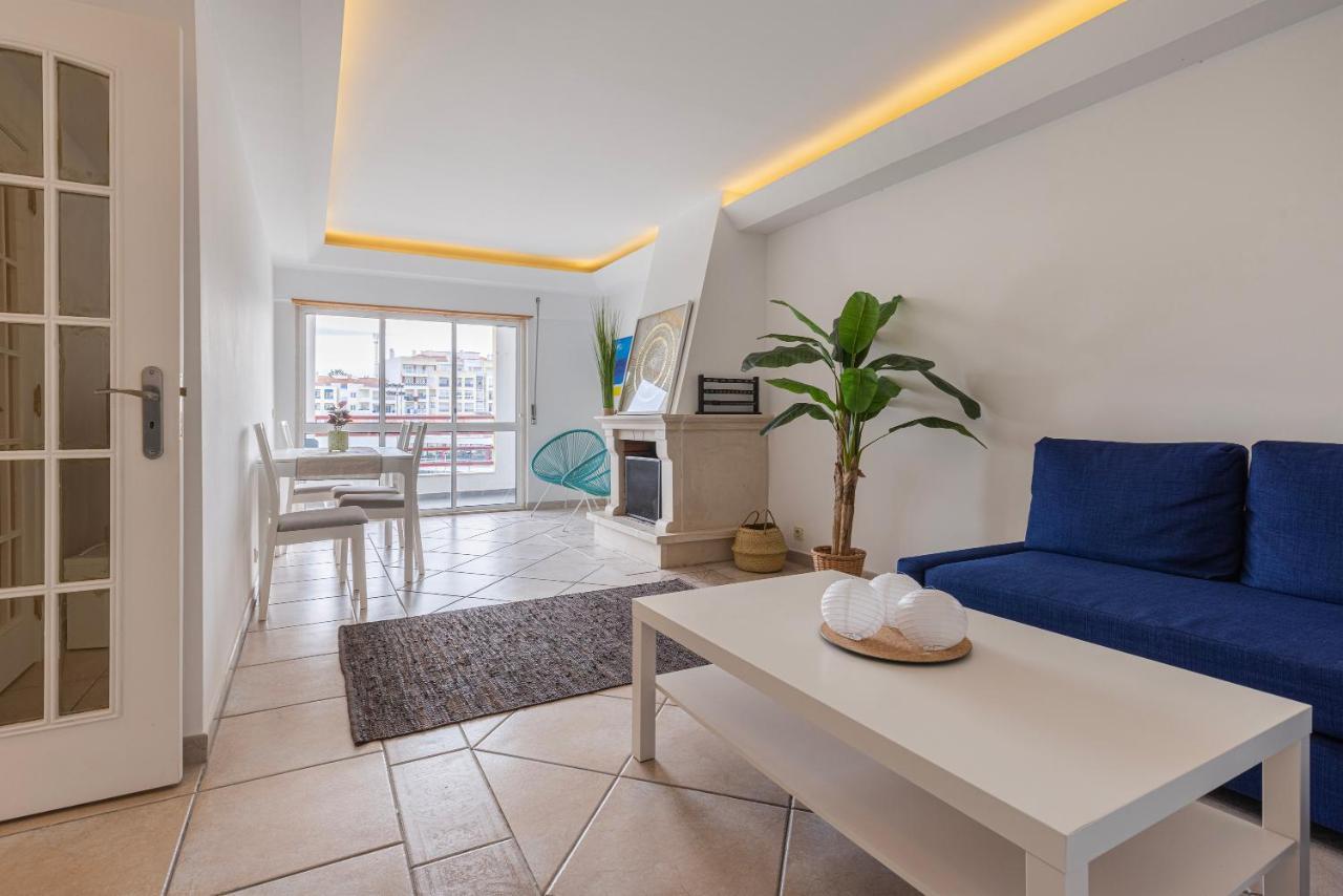 Sunny 2 Bdr Apartment By Lovelystay Charneca  Extérieur photo